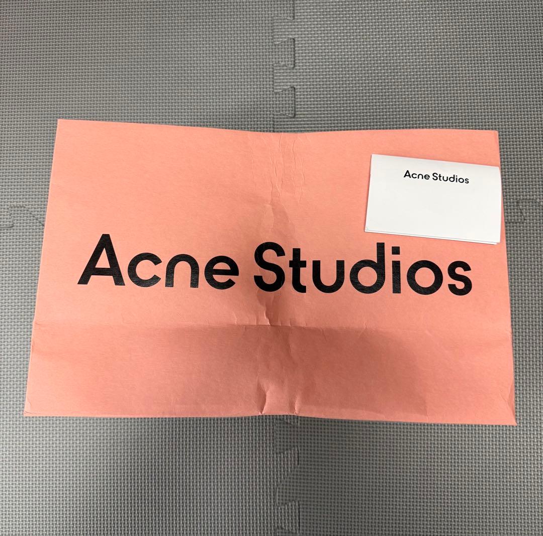 Acne Studios ロゴ ダウンジャケット