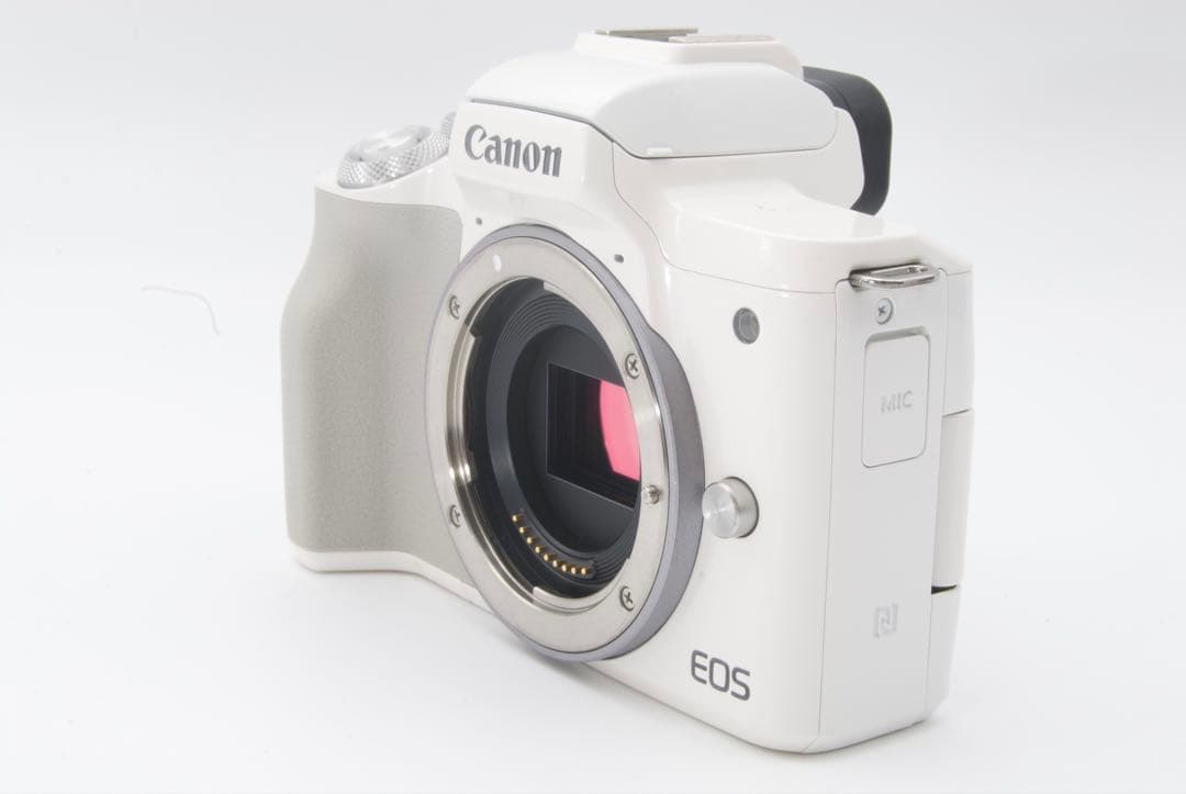 Canon EOS Kiss M レンズキット　Wi-Fi搭載　小型軽量　美品