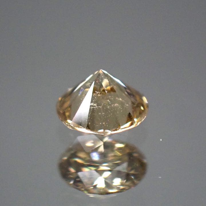 【蛍光:イエロー】イエローダイヤモンド