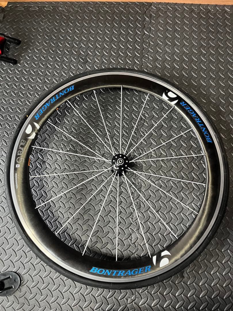 ボントレガー オーラ5 bontrager aura5 カーボンホイール