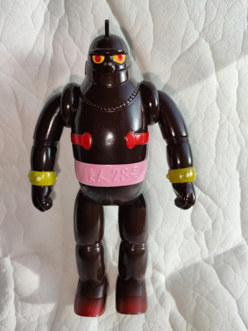 希少ノスタルジックヒーローズのソフトビニール人形シリーズ「鉄人28号」