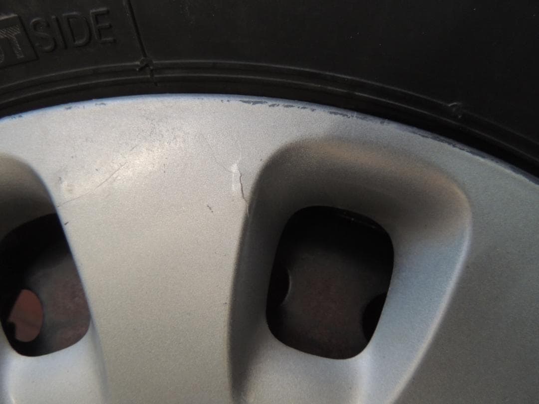 A56　145/80R13　ブリヂストン　スタッドレス　4本　ダイハツ　傷有り