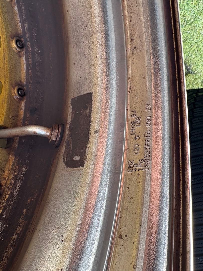 タイヤ・ホイール merukari