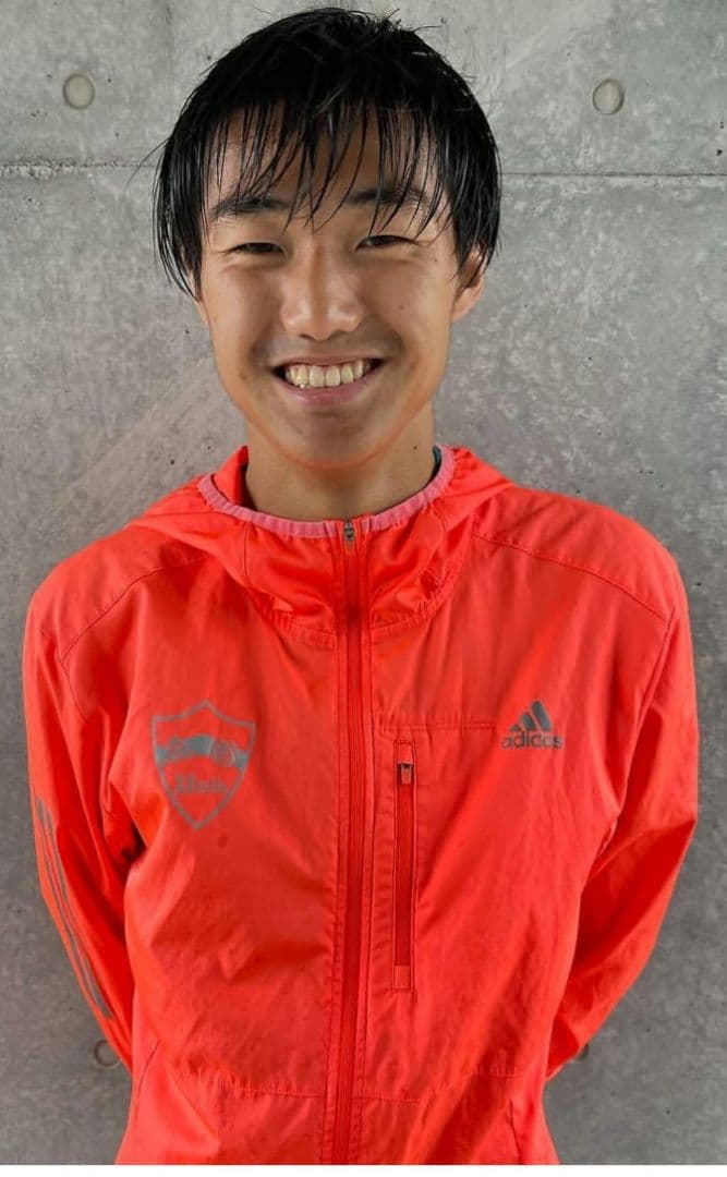 青山学院　adidas　ウィンドブレーカー　陸上用