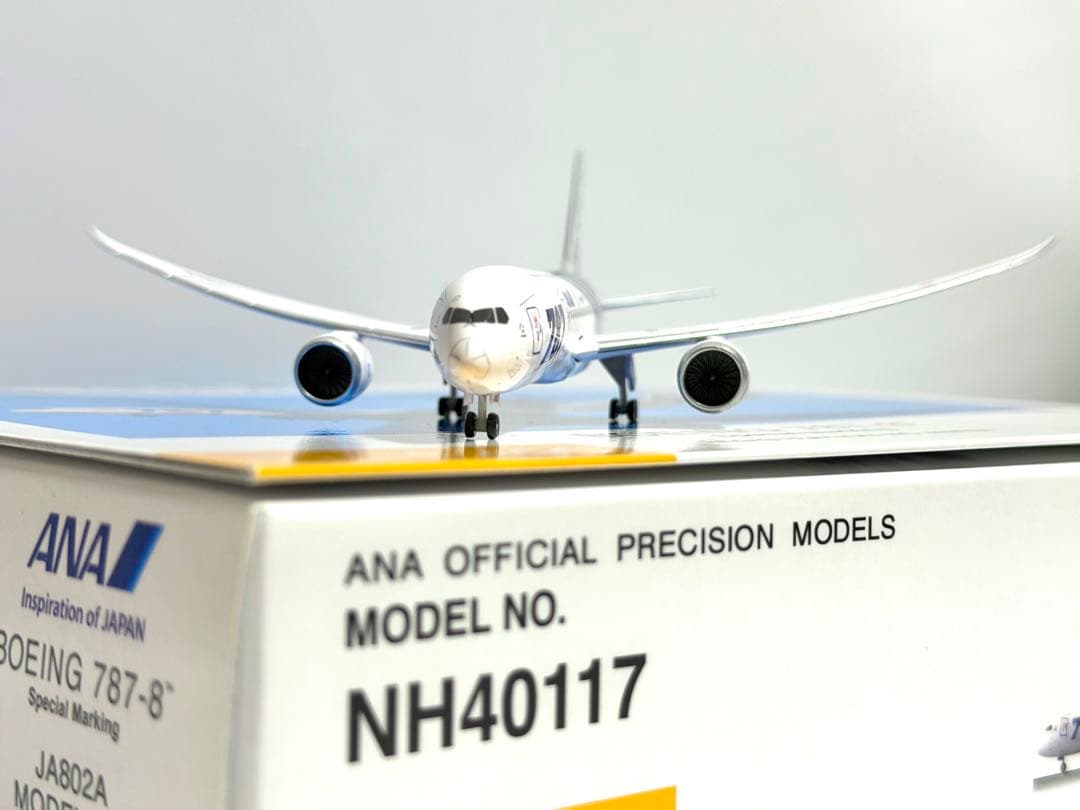 全日空商事 1/400 B787-8 特別塗装機 NH40117