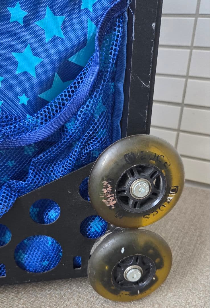 ZUCA 座れるキャリーカート