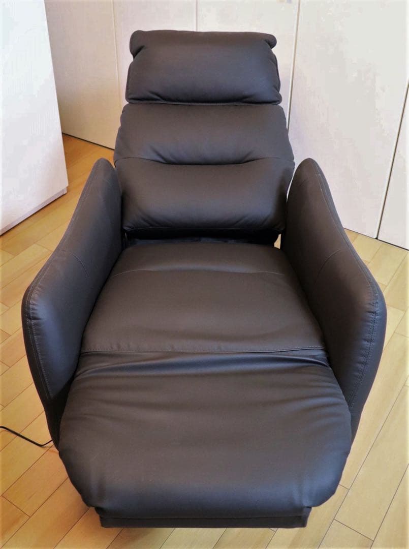 ニトリ 電動リクライニングチェア　1人掛け