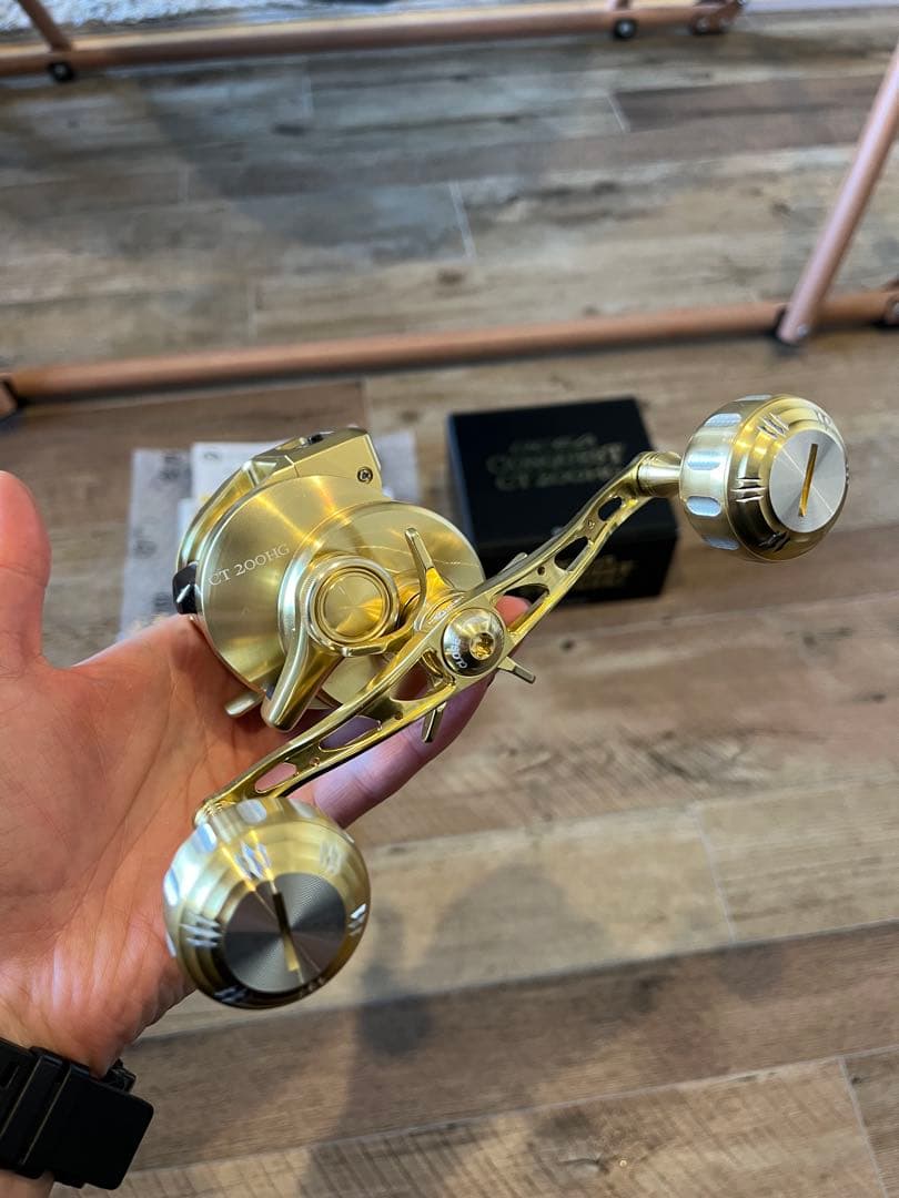 リール SHIMANO OCEA CONQUEST CT 200HG