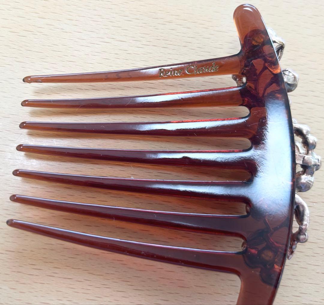 【新品未使用】レーヌクロードReine Claudeのブラウンのヘアコーム