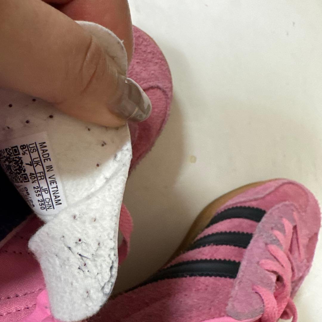 アディダス　　ガゼル　25.5