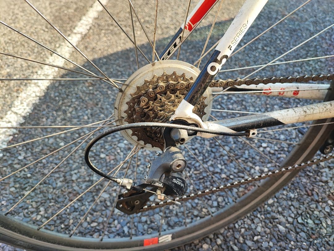 FELT F95 ロードバイク　（直接引取限定）