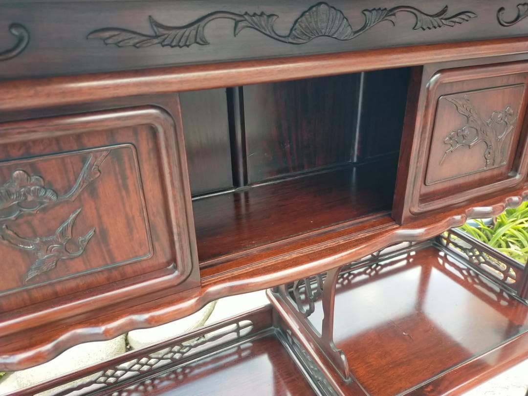 (配送設置込み) 高級茶棚☆茶箪笥☆唐木飾り棚☆収納棚☆透かし彫り☆無垢