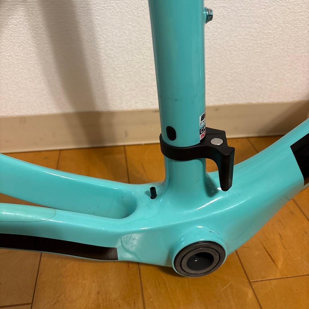 ビアンキ　OLTRE XR3 2018年製　サイズ53