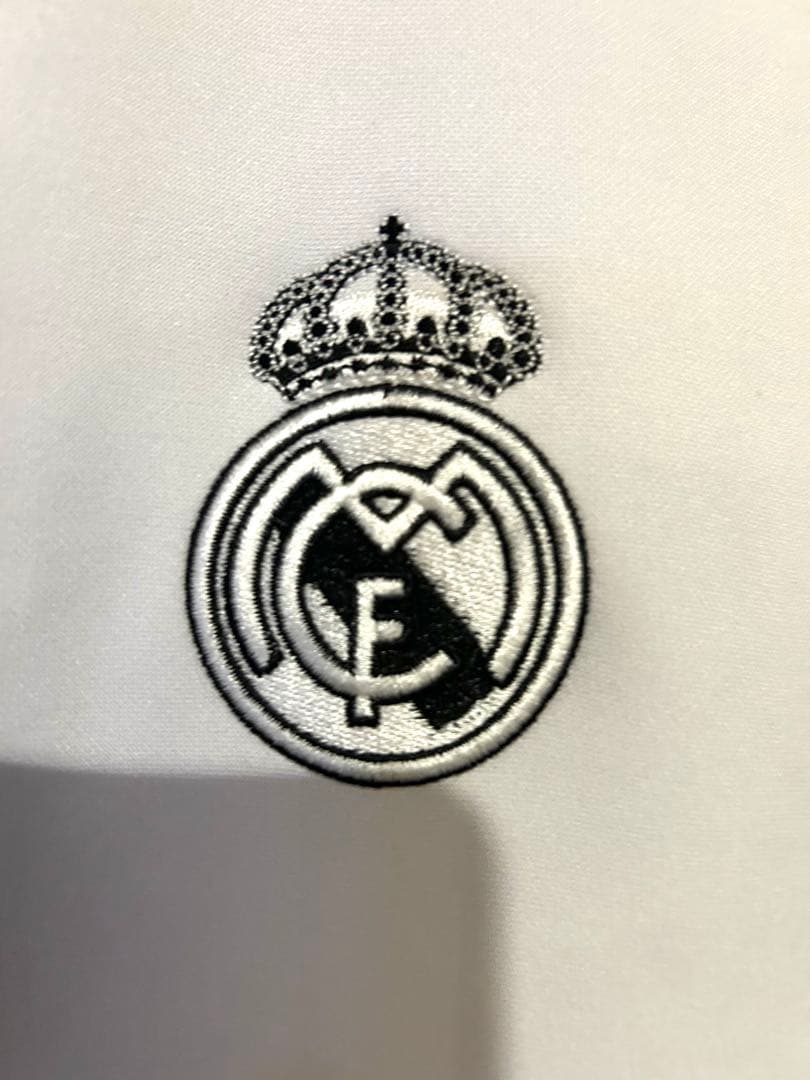 【美品】レアルマドリード Ｌサイズ　フルジップジャージ