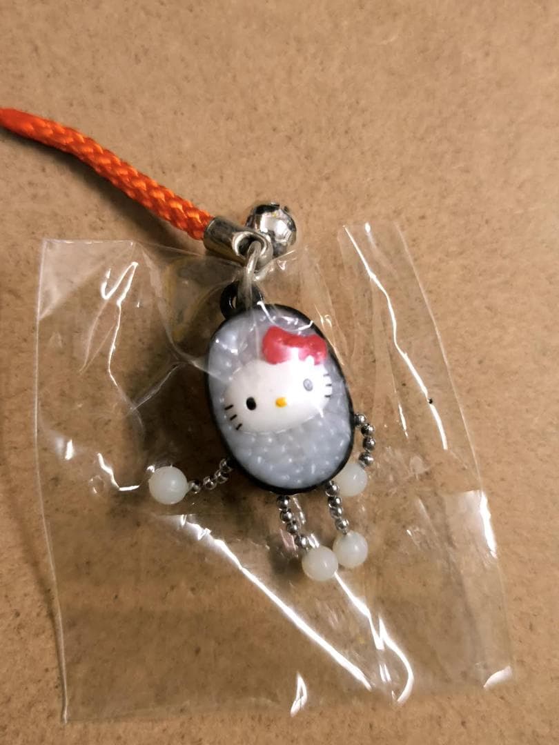 未使用 2009年 ハローキティ はろうきてぃ寿司 ストラップ根付 いくら軍艦