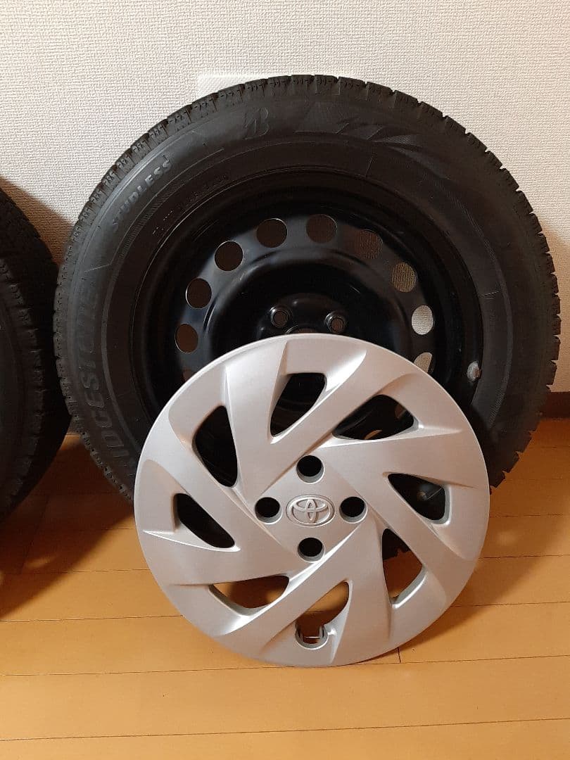 2023年製ブリジストン スタッドレス 175/65R15 4本 千葉近郊手渡可