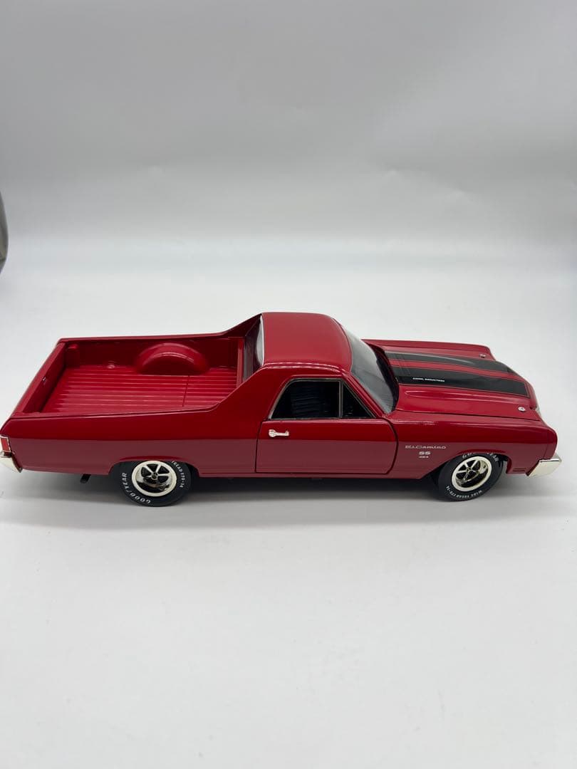 No124 ミニカー1/18箱あり 70 EL CAMINO SS454