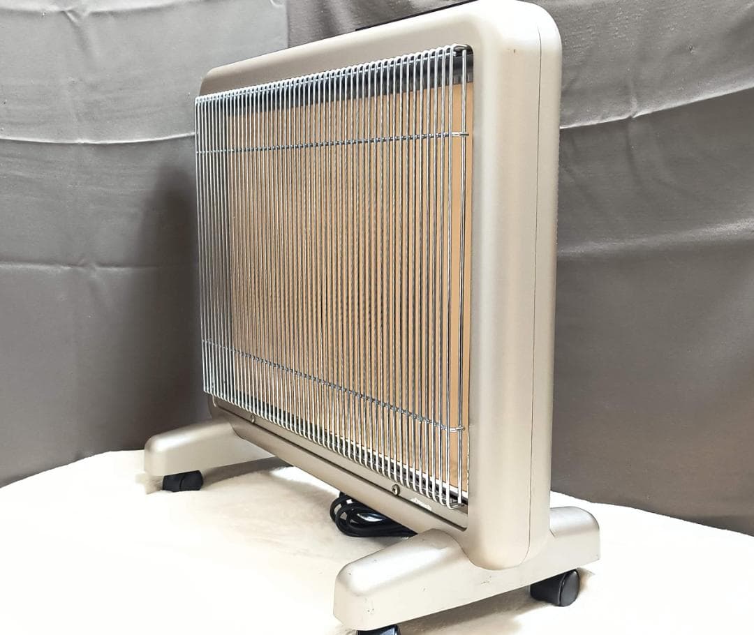 遠赤外線暖房器　サンルミエ　E800L-TM　タイマー付き　パネルヒーター