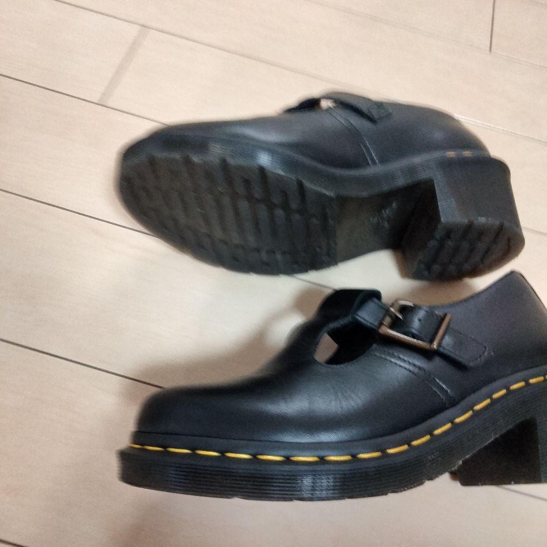 美品Dr. Martens 黒 ヒールブーツ ブーティー24cm　Tバー