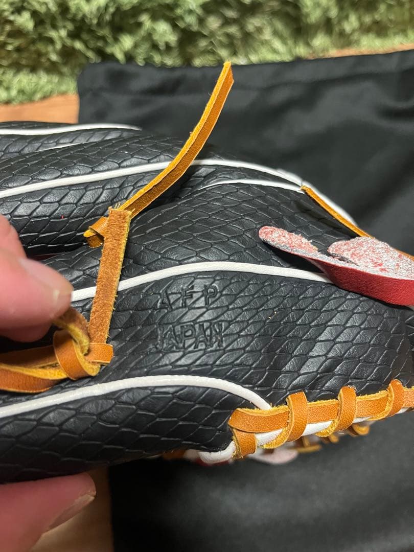 美品限定品Wilson A2K 1786 硬式内野手用グラブ ブラック×ブリック