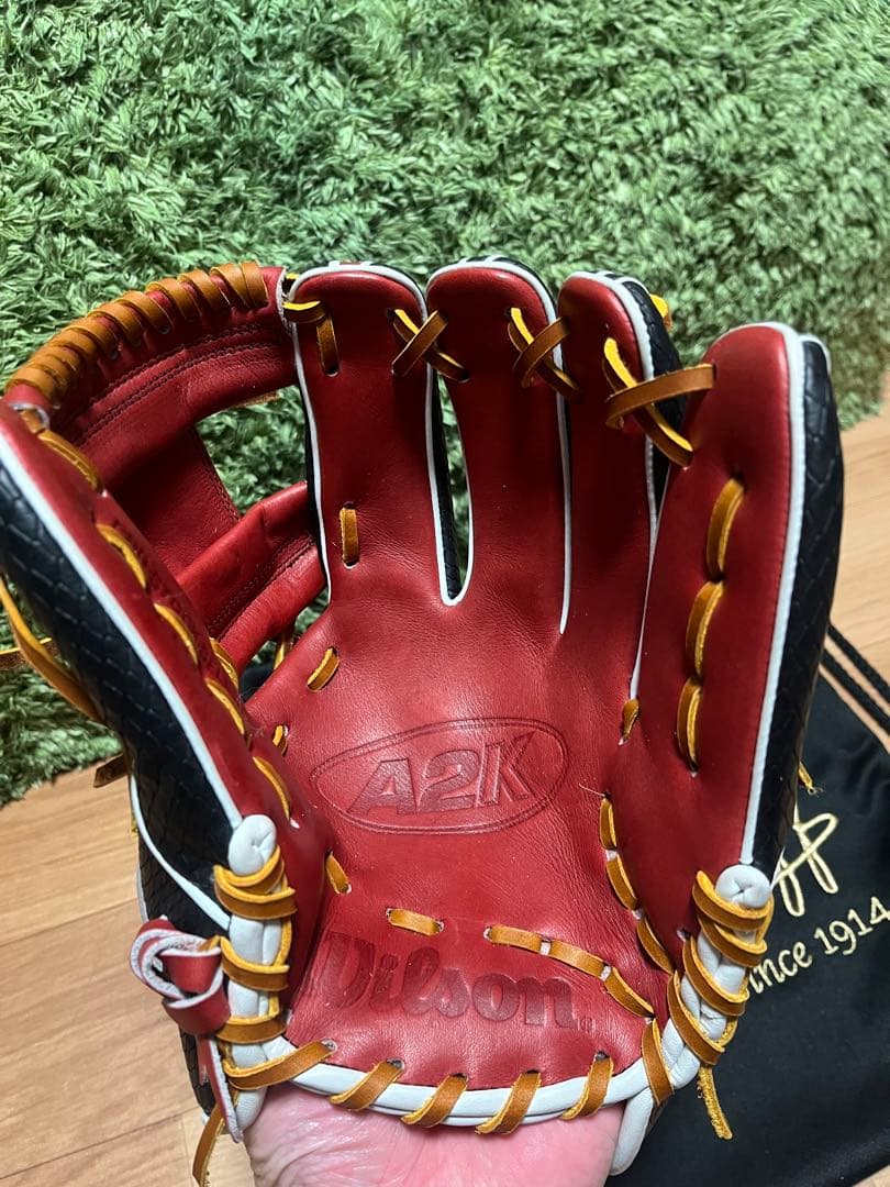 美品限定品Wilson A2K 1786 硬式内野手用グラブ ブラック×ブリック