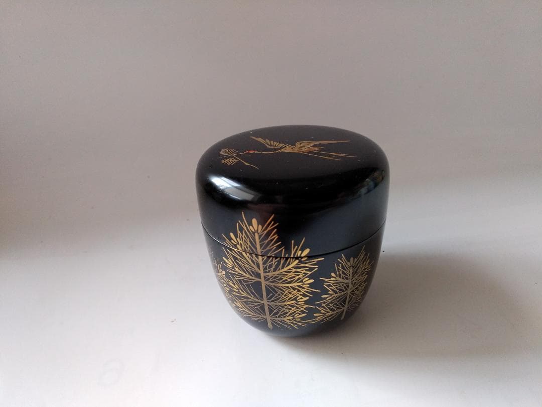 茶道具 茶器 黒塗 松喰鶴蒔絵 中棗 牧田芳祥 作 漆器 抹茶 棗 共箱 美品