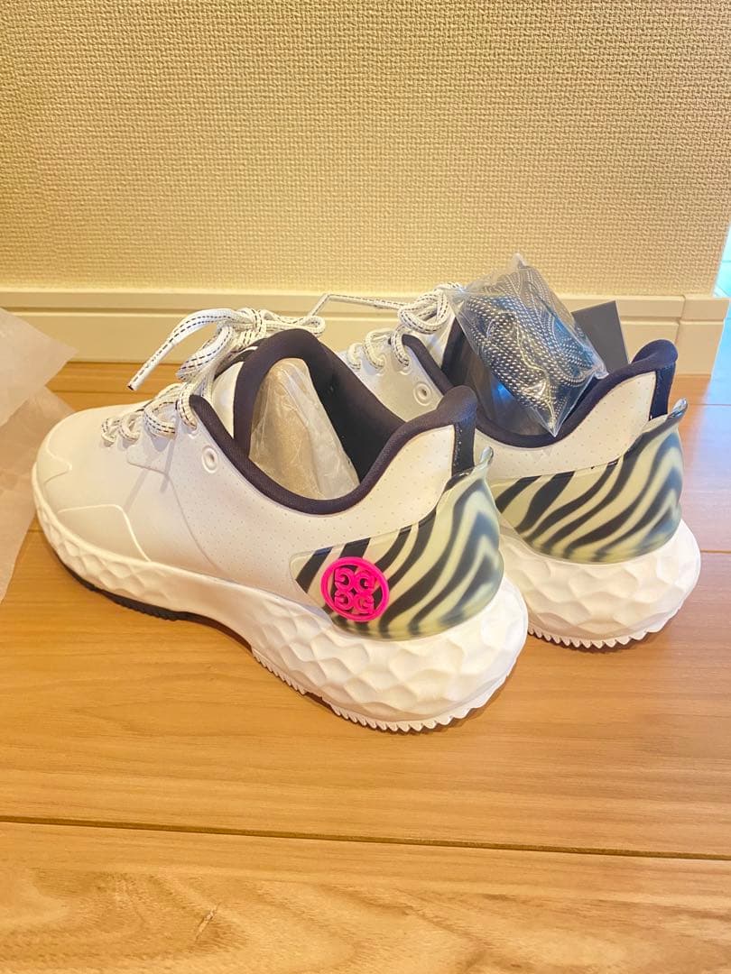 新品 未使用品 MG4PLUS ゴルフシューズ ホワイト