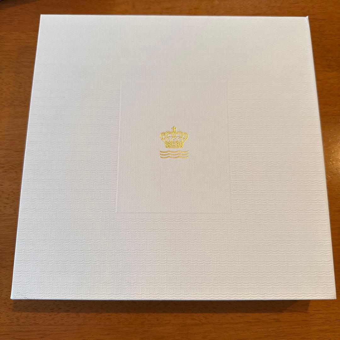 ロイヤルコペンハーゲン 2025 イヤープレート