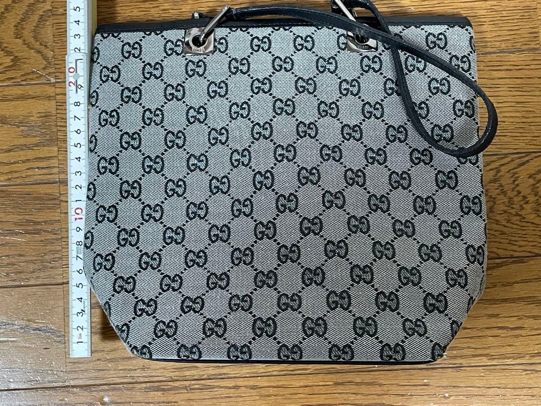 GUCCI レディース　バッグ
