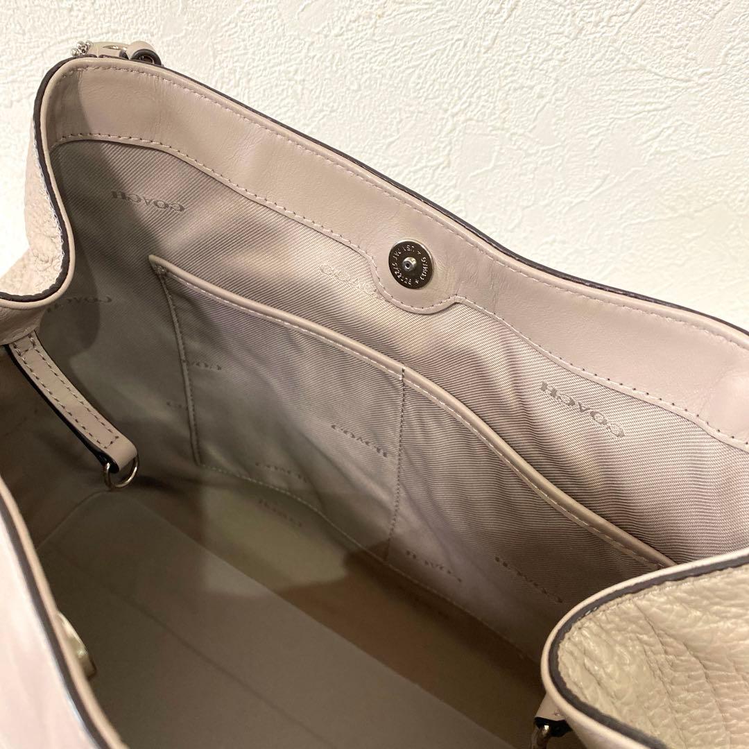未使用品　COACH コーチ　2way ハンドバッグ　ショルダーバッグ