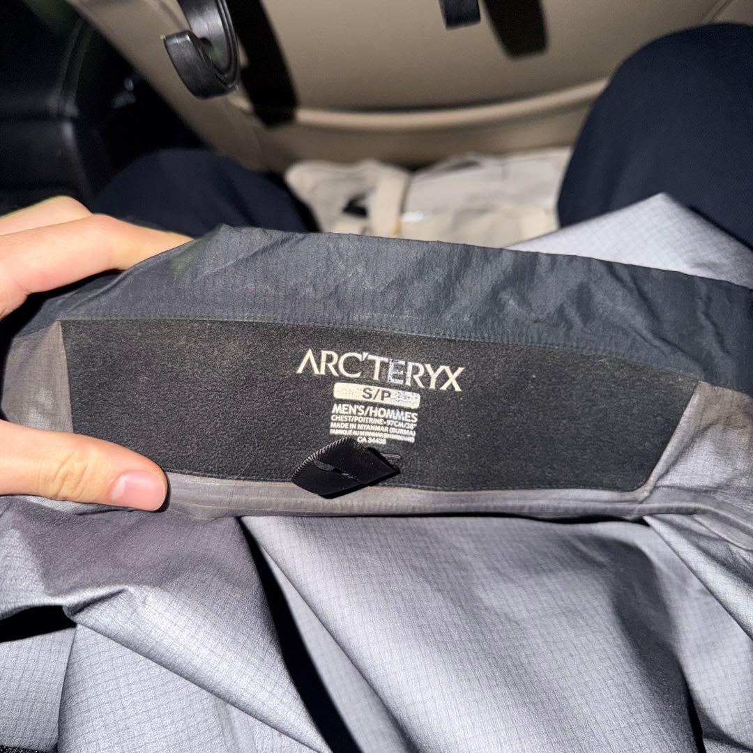 ブ*ー様 ARC'TERYX ブラックナイロンジャケット ベータ AR　アーク