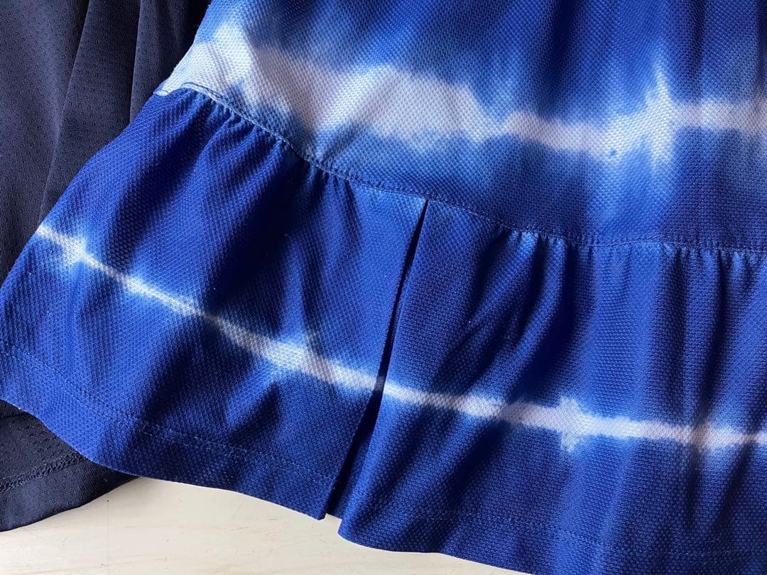 FILAフィラ＊紺のエアリーバックプリーツトップスとタイダイブルースコートセット