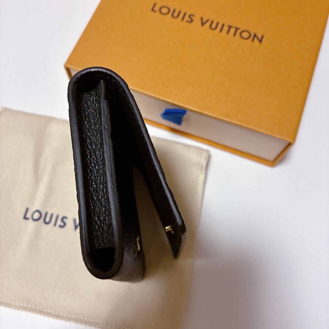 【未使用品】LOUIS VUITTON ブラック 名刺入れ　エンボス　モノグラム