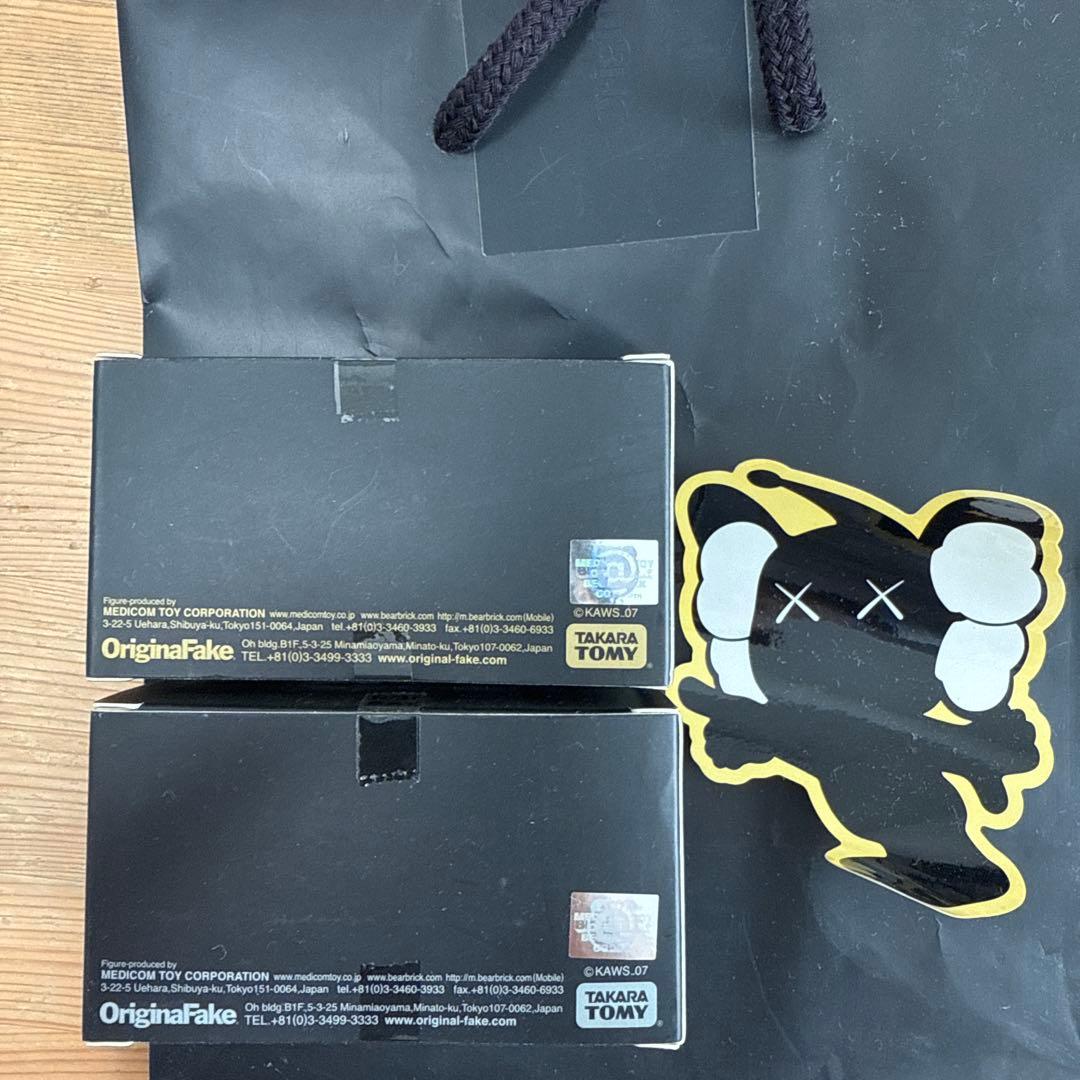 BE@RBRICK Original Fake KAWS チョロQ ベアブリック