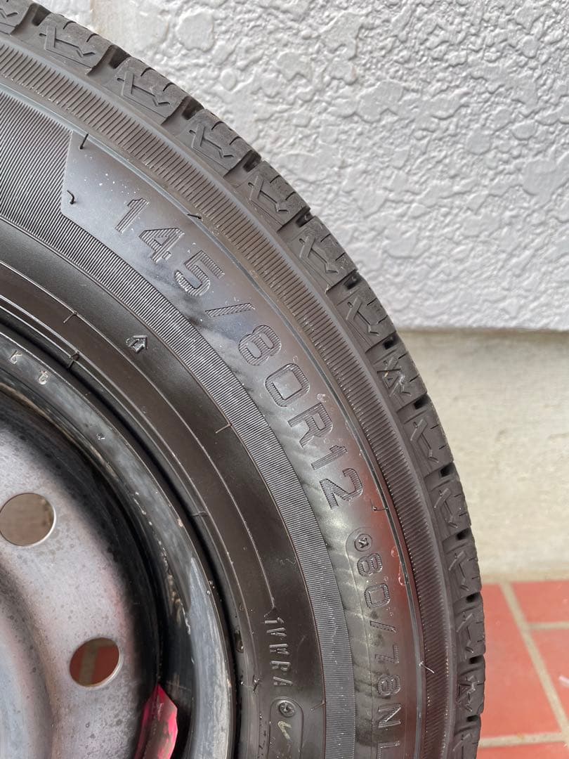 ダンロップ　ウィンターマックスforVAN 145/80R12