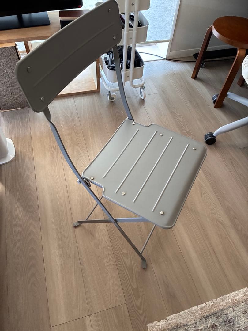 IKEA ガーデンテーブルセット 円形テーブル1台x椅子2脚