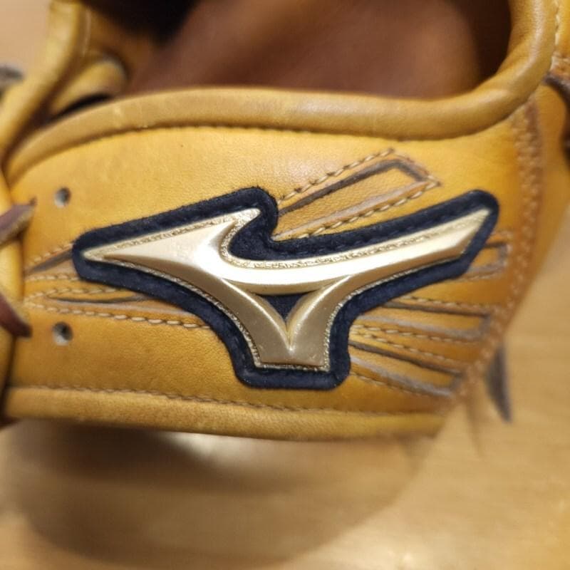 ミズノ グローバルエリート Lvシリーズ K-KLUB限定 内野用 軟式グローブ