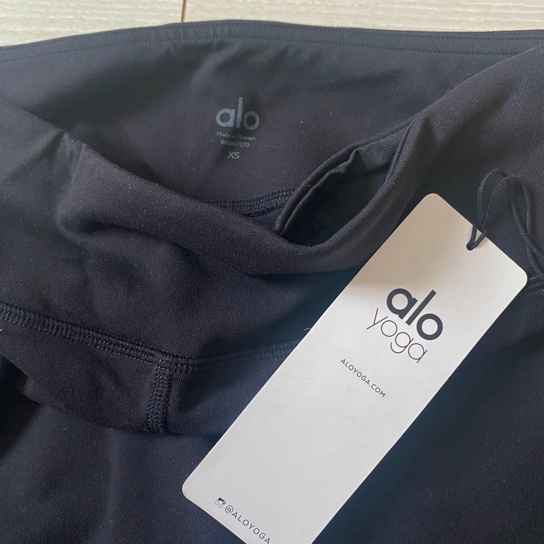 未使用Alo Yoga ヨガパンツ レギンスXS ブラック 黒 アロヨガ