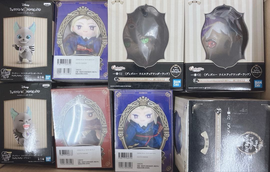 ツイステッドワンダーランド ツイステ ぬいぐるみ アクスタ 缶バッジ まとめ売り
