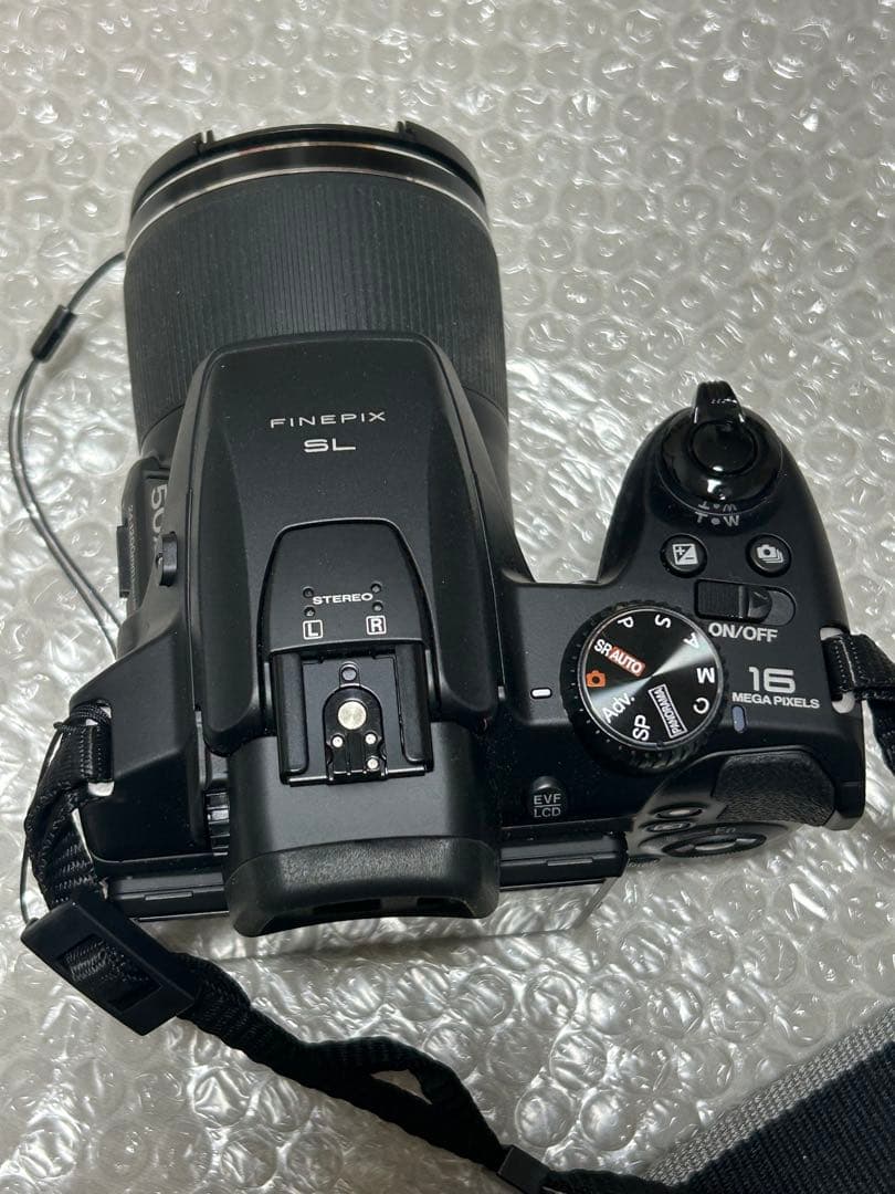 デジタルカメラ FUJIFILM FINEPIX SL1000