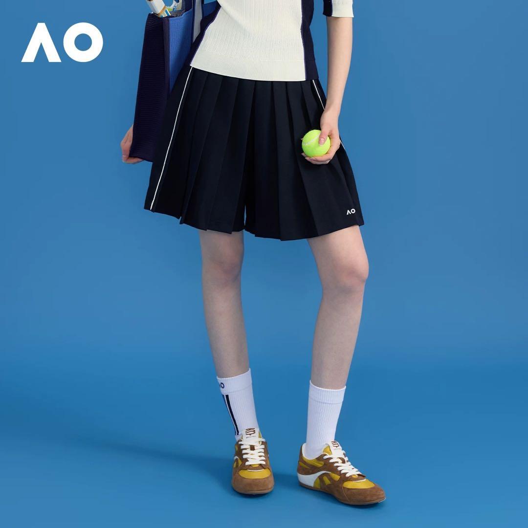 AO テニスネイビー プリーツショートパンツ 新品