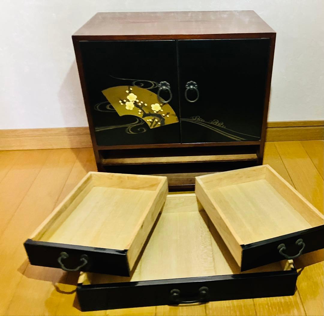 扇子模様の木製箪笥　時代箪笥　民芸箪笥　昭和レトロ　装飾金具　整理箪笥　桐箪笥