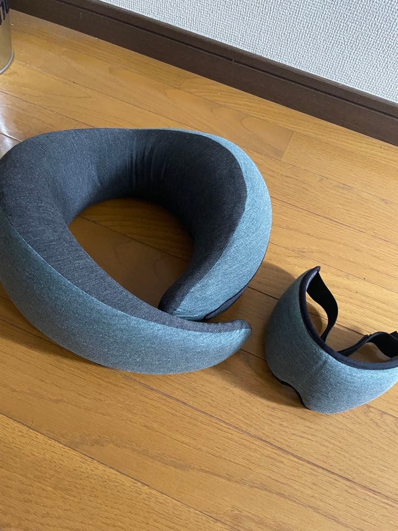 OSTRICH PILLOW GO ネックピロー & アイマスク セット✈︎