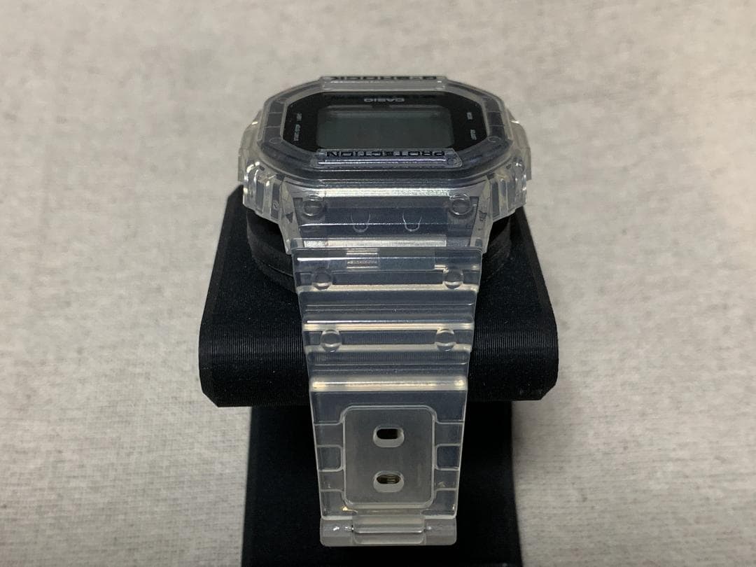 R*t様 CASIO G-SHOCK DWE-5640RX-7JR 1万円スター