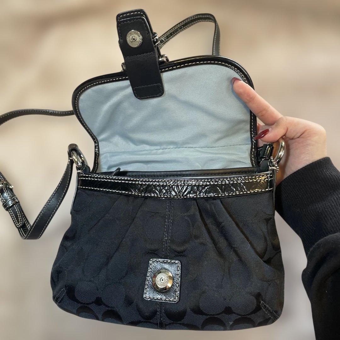 COACH ショルダーバック 黒