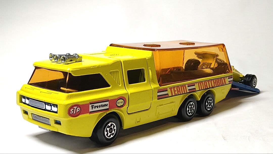 MATCHBOX　トランスポーター