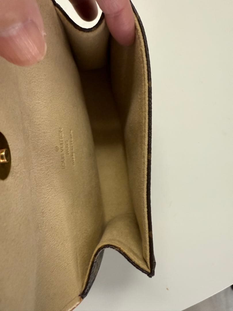 やまちゃん　Louis Vuitton モノグラム ボディバッグ