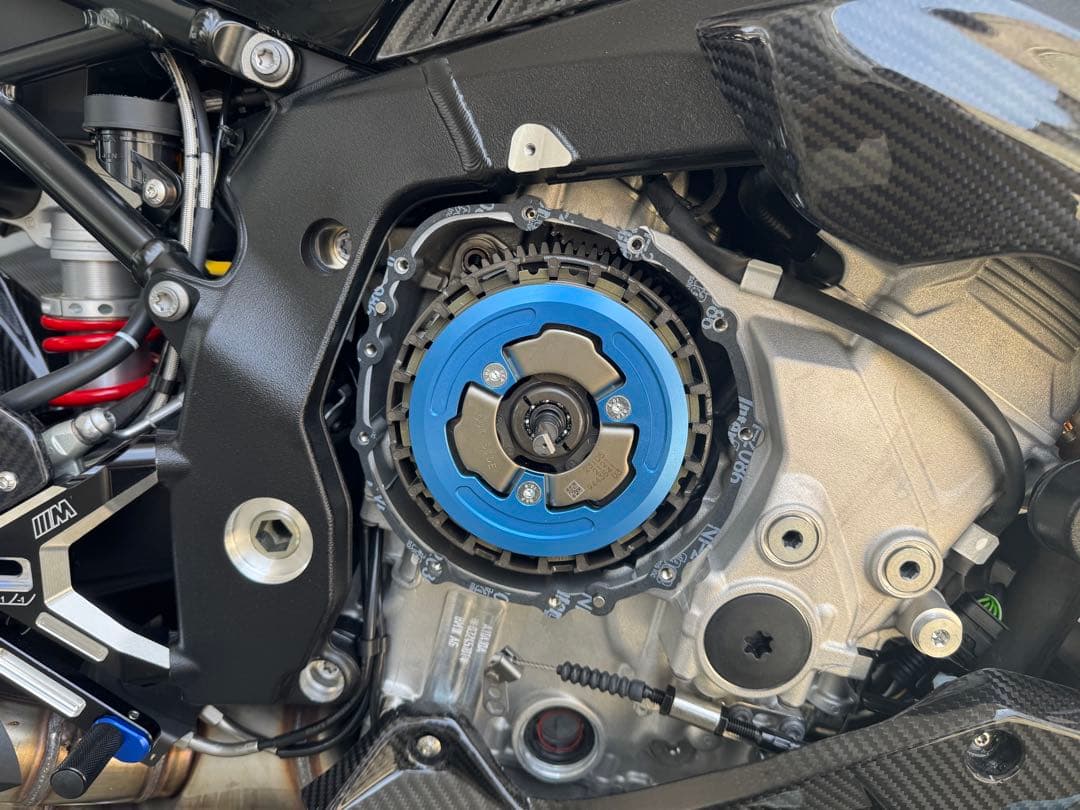  S1000R S1000RRエンジン用クリアクラッチカバー