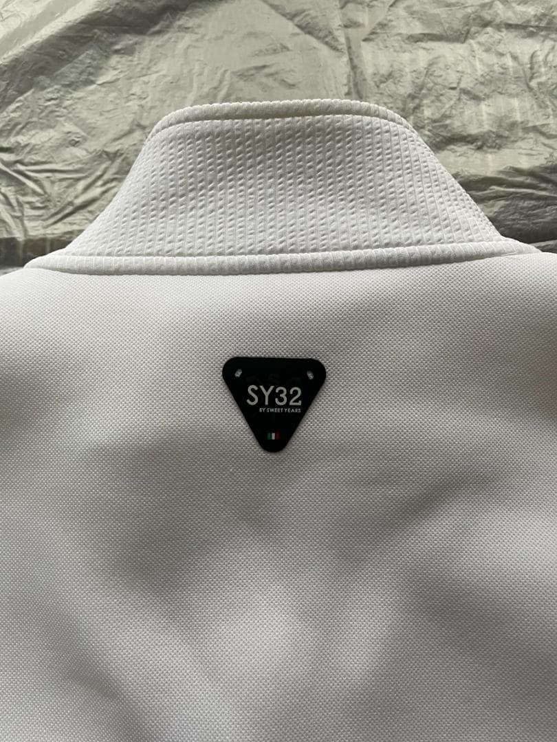 ま*ん様 SY32 BY SWEET YEARSホワイト ジップアップジャケット