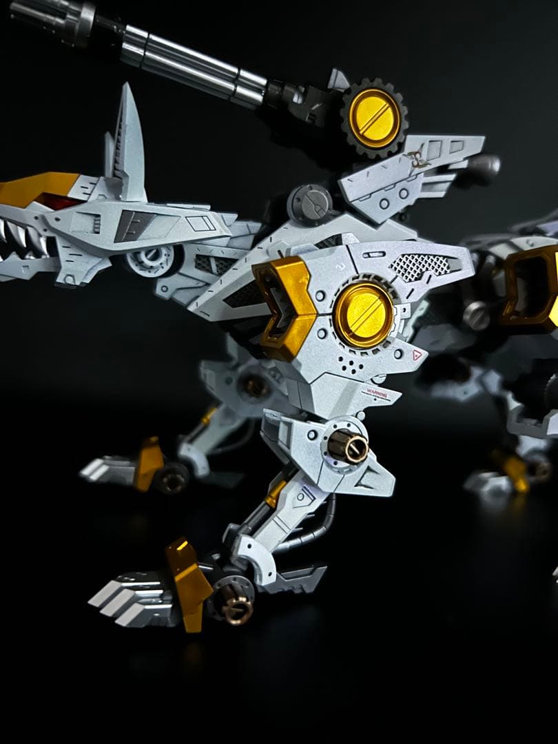 ゾイド　コトブキヤ　HMM シャドーフォックス　全塗装